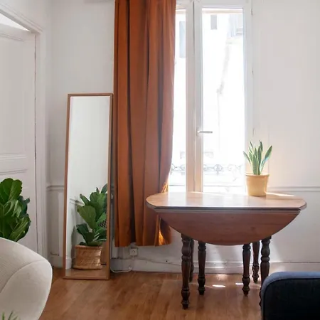 Lovely And Stylish Appt Near Bastille Apartment Paris